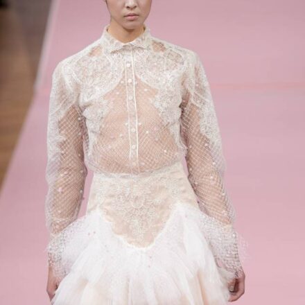 Capelli argentati: la trasformazione più folle di Chloé