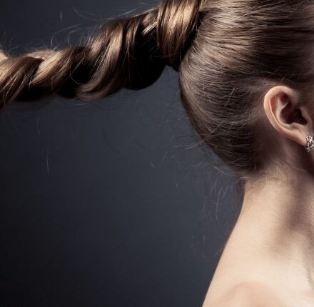 Quali acconciature per valorizzare i capelli folti?