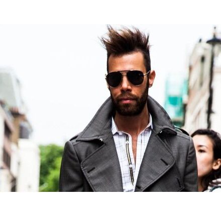 Far durare i capelli fissati verso l'alto : Streetstyle