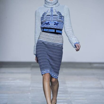 Realizzare uno chignon bun alto