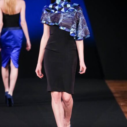 Riga doppia: quali acconciature adottare?