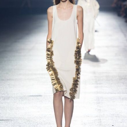 L'oro, star dei beauty look