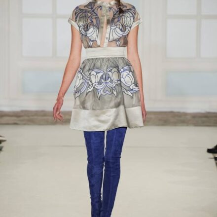 Come mantenere l’effetto ondulato dei capelli dopo una treccia