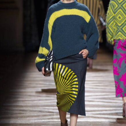 Focus sul finto carré al rientro dalle vacanze