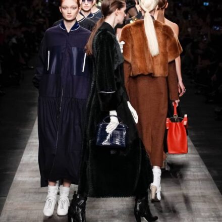 La coda di cavallo stile origami