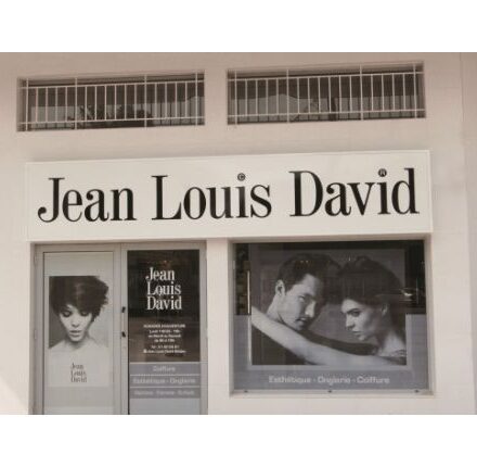 Apertura di un salone Jean Louis David ad Abidjan