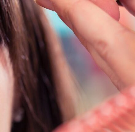 Scopri quante pettinature adotta una donna durante tutta la vita