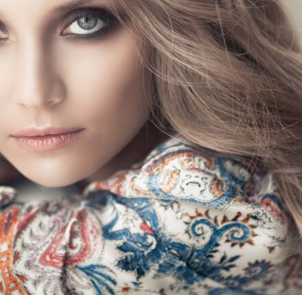 Hair style: gli accessori fondamentali per i ritocchi in ufficio