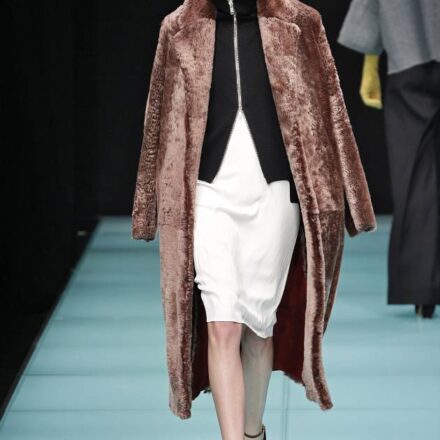 Libera il viso dai capelli con un fermaglio XXL