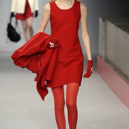 Quali acconciature con il cappello a cloche?