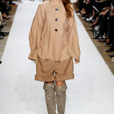 Il side-hair wavy, dalle passerelle alla vita reale?