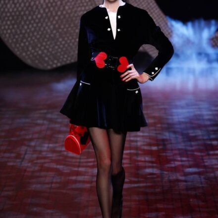 Acconciatura retrò per un look sofisticato