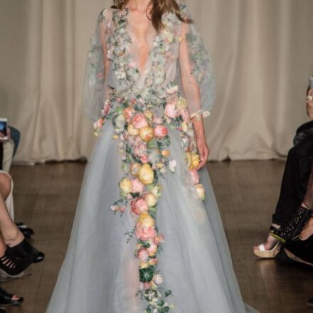 La corona di fiori: must have di questa primavera