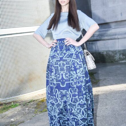 Streetstyle: capelli lunghi lasciati cadere lungo il busto