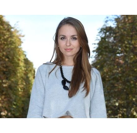 Streetstyle: abbinare i vestiti al colore dei capelli