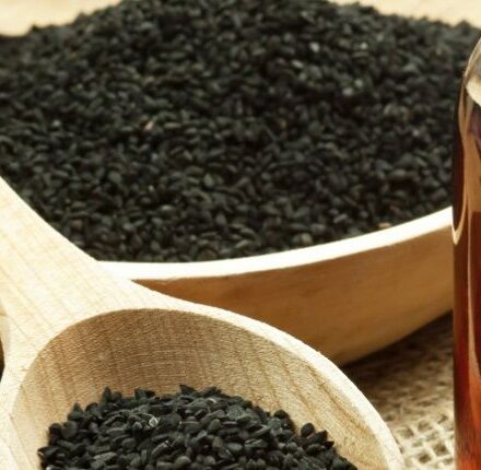 L'olio di Nigella, un alleato per i capelli