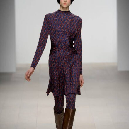 Il carré scalato davanti e ultra-liscio