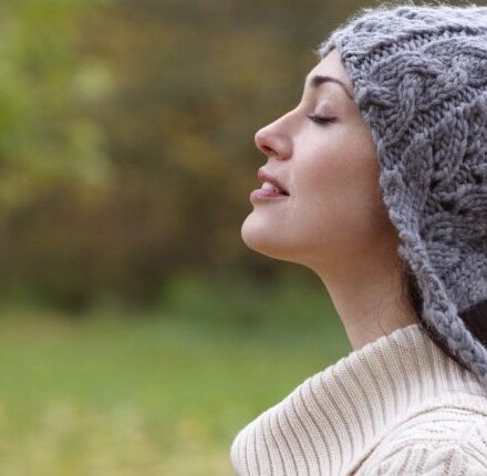 Restare ben pettinata sotto il berretto