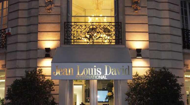 Nuova apertura del salone internazionale Jean Louis David a Parigi