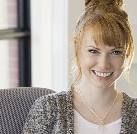 Farsi una frangia senza tagliare i capelli