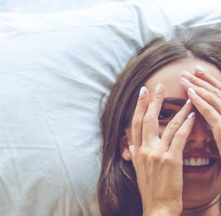 Come dare volume ai capelli al risveglio