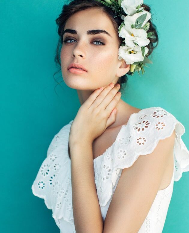 Ti sposi a settembre? Per te, 3 look-capelli irresistibili