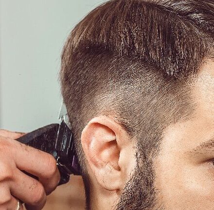 Uomo: 5 (buone) ragioni per non tagliare i capelli da solo