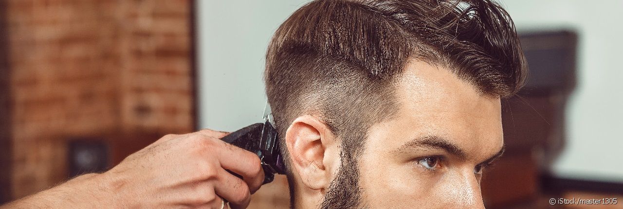 Taglio capelli uomo 2020: i prodotti per farlo da soli in tempi di