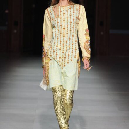 Gioielli per capelli: dalle passerelle alla strada?