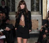 Lascio crescere la frangia: quale taglio scelgo?