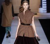 3 acconciature retrò per Natale