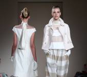 Focus sullo chignon morbido XXL