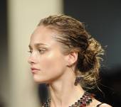 Quale pettinatura scegliere con i capelli bagnati?