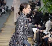 Chignon attorcigliato per un’acconciatura elegante