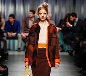 Lo chignon alto realizzato in fretta e furia