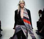 Focus sulla treccia arruffata