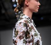 La rete fra i capelli, tendenza delle sfilate