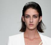 Il wet look su un carré: visto alle sfilate