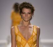 I capelli corti con effetto "wild and messy"