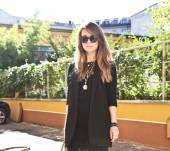 Streetstyle: dare movimento ai capelli folti
