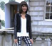 Puntare su un'acconciatura anni '60: streetstyle