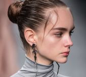 Il raccolto must dell'inverno: lo chignon da ballerina