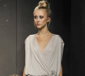 Le acconciature che affinano il viso