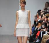 La frangia «a scopa»