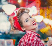 Evolution hair:  Anni '40